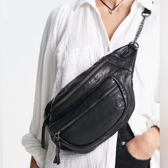 Free People Archer Sling Bag 100% goat leather - Picture 1 of 6